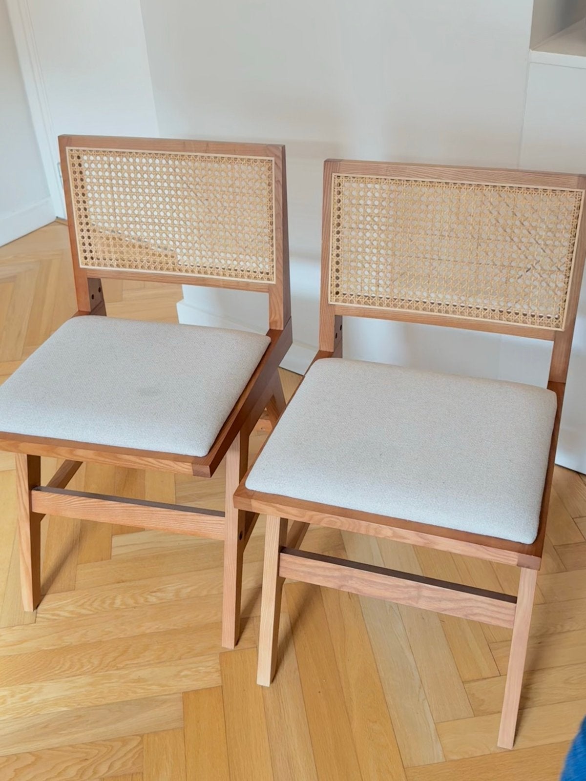 Set van 2 SKLUM Lali eetkamerstoelen, essenhout en rattan, Ophalen, Twee, Overige kleuren, Nieuw