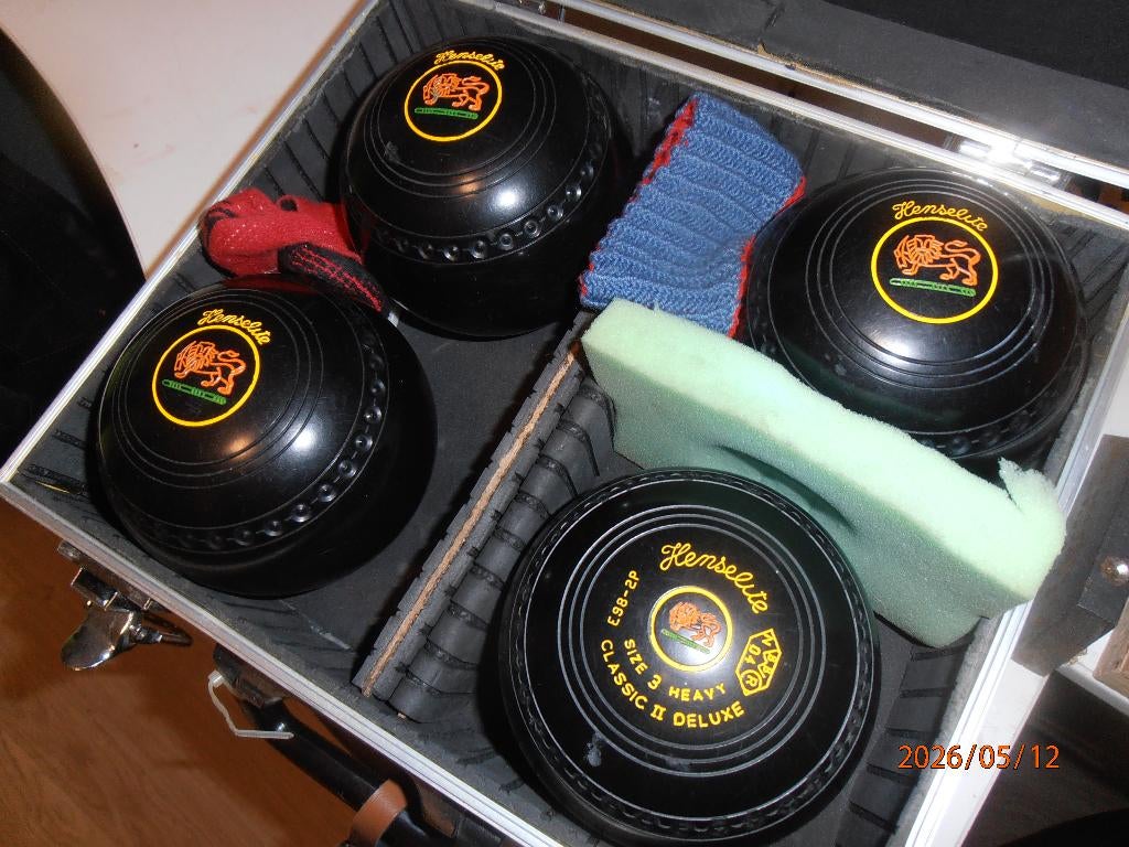 Henselite Bowls ballen in kistje, Ophalen, Gebruikt