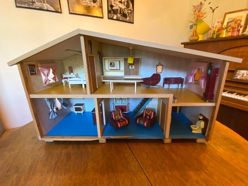 Vintage Lundby Poppenhuis met Meubels - Jaren '70 Stijl, Ophalen of Verzenden, Gebruikt, Poppenhuis