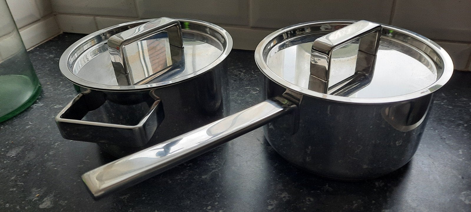 2 kleine pannen, Huis en Inrichting, Keuken | Potten en Pannen, Ophalen, Overige materialen, Pannenset