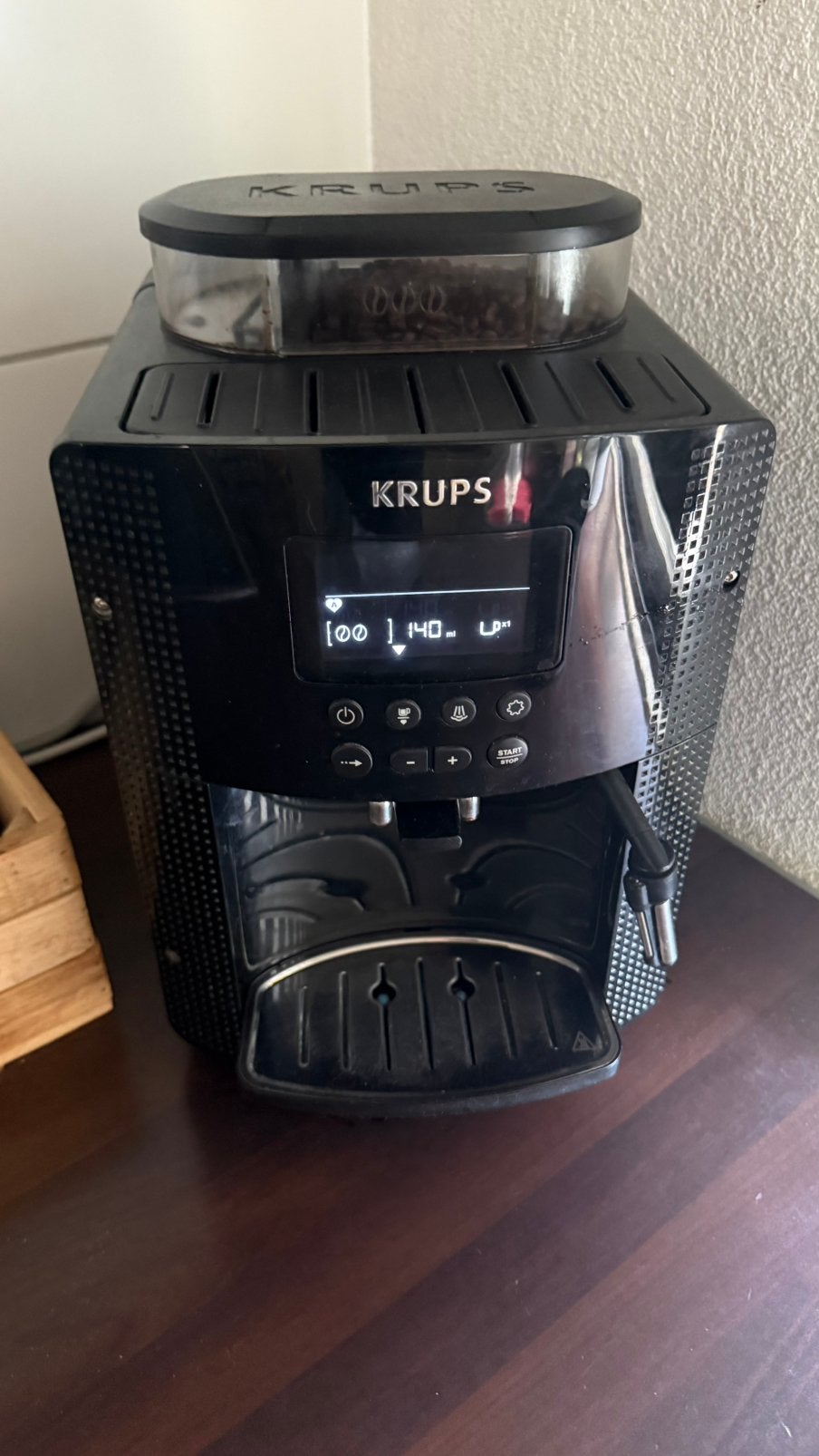 Krups bonenmachine, Gebruikt, Koffiemachine, 4 tot 10 kopjes, Afneembaar waterreservoir