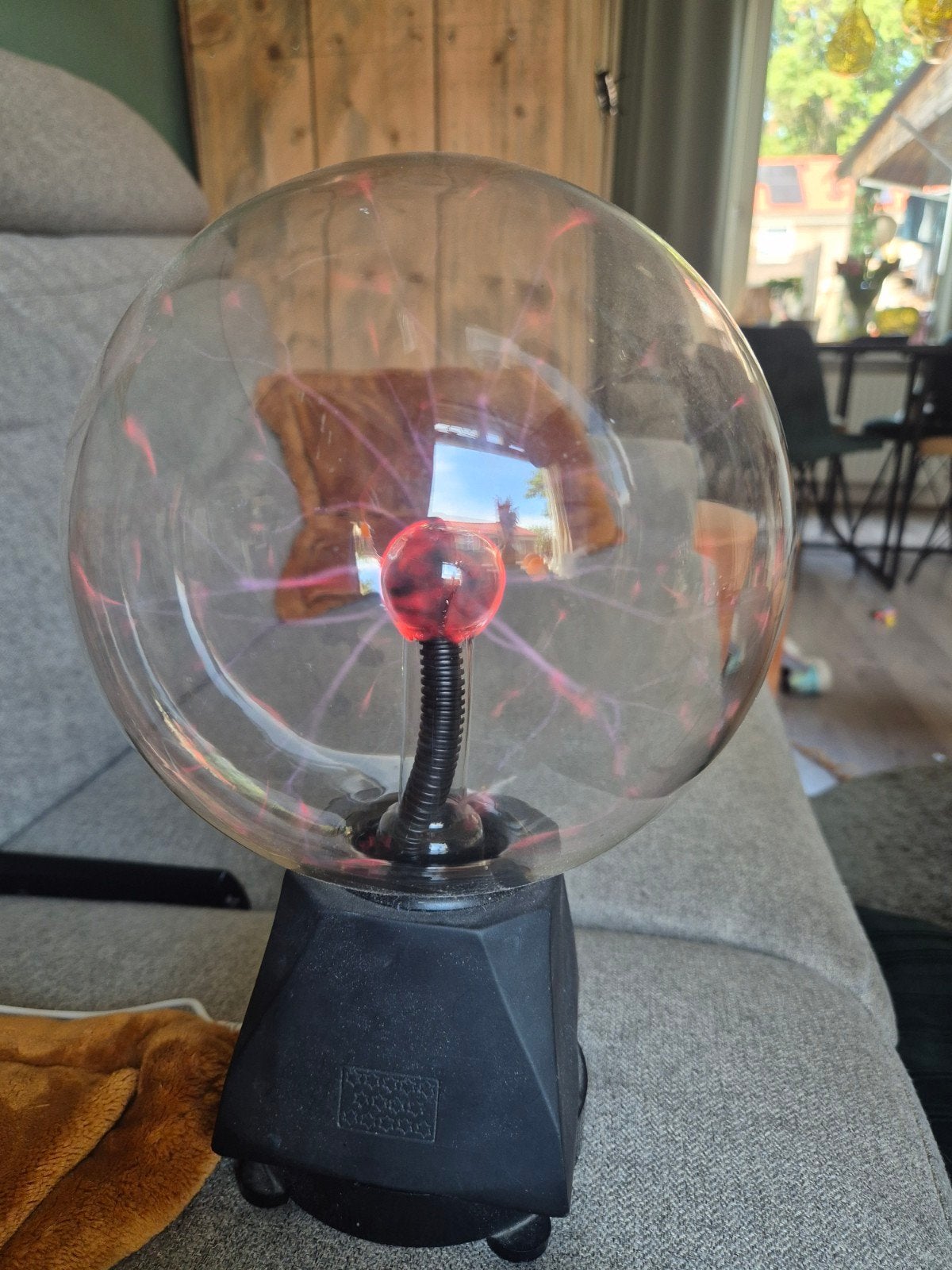 plasma bol lamp, Ophalen of Verzenden, Zo goed als nieuw, Discobol