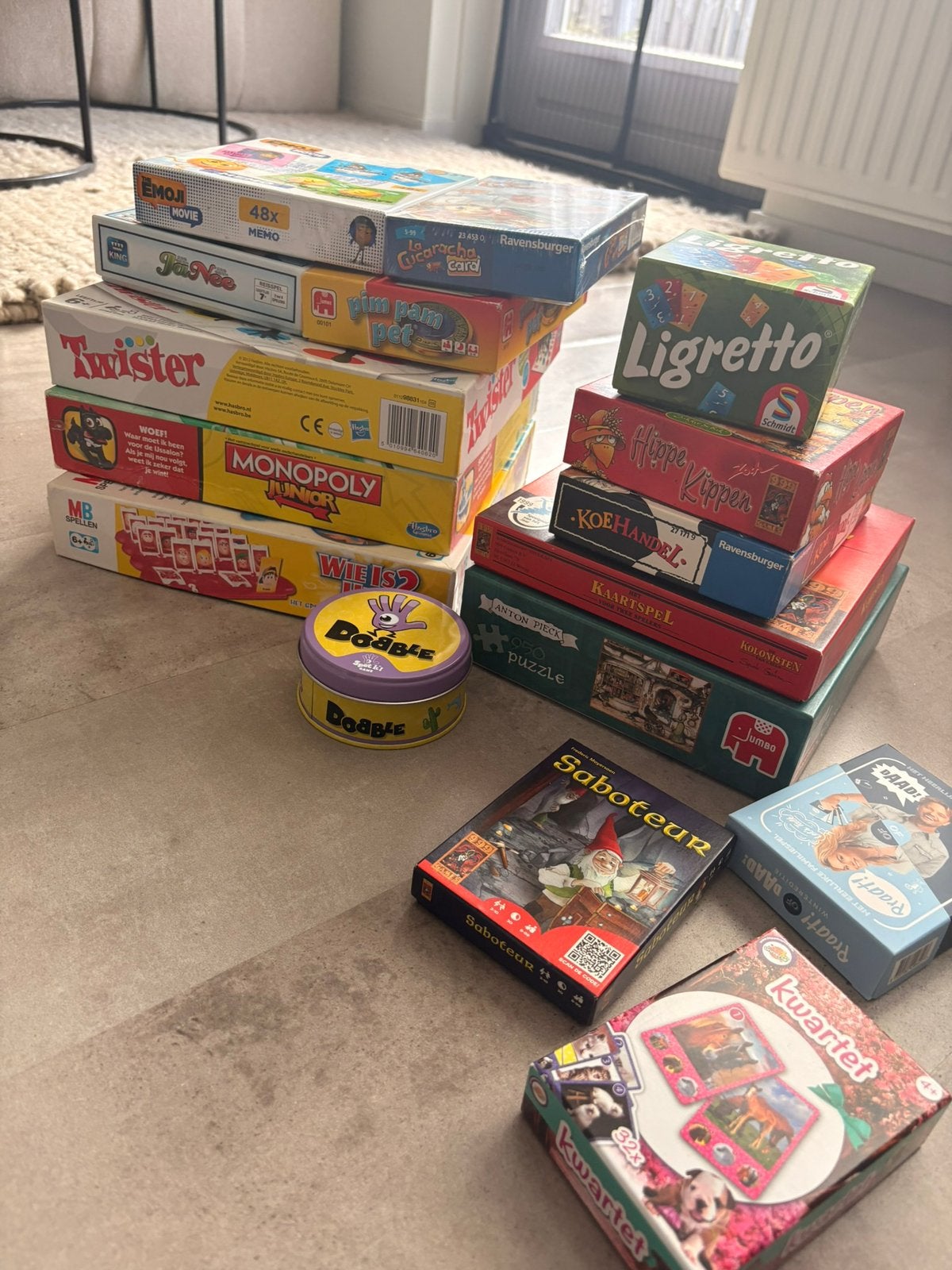 Groot bord en kaartspellen pakket, Hobby en Vrije tijd, Een of twee spelers, Ophalen of Verzenden, Gebruikt