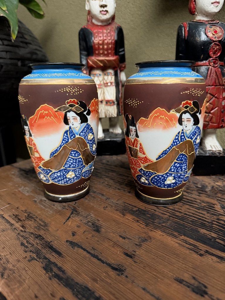 Japanse vaas set satsuma moriage vaas handgeschilderd, Antiek en Kunst, Ophalen of Verzenden