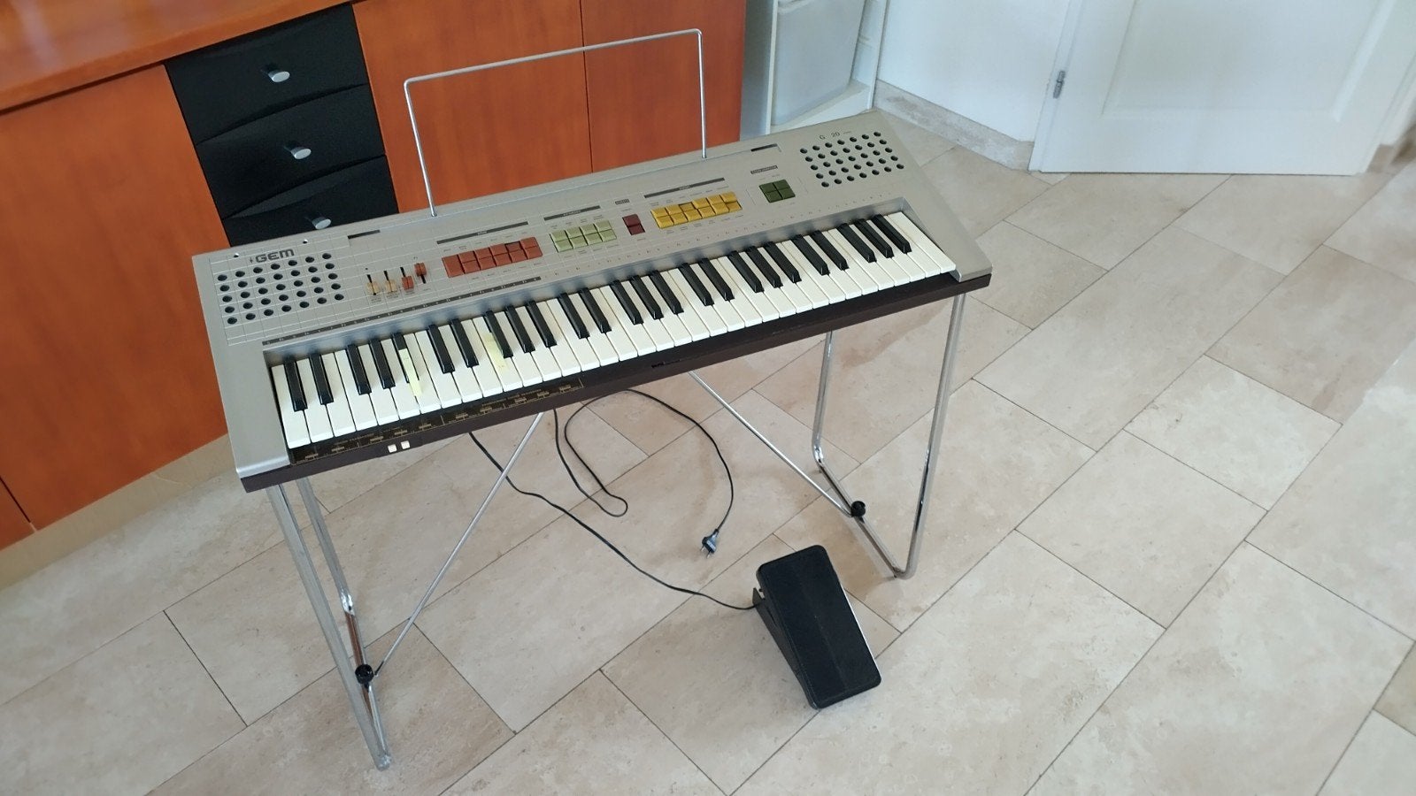 Vintage keyboard, Muziek en Instrumenten, Ophalen, Gebruikt, Gem, Midi-aansluiting