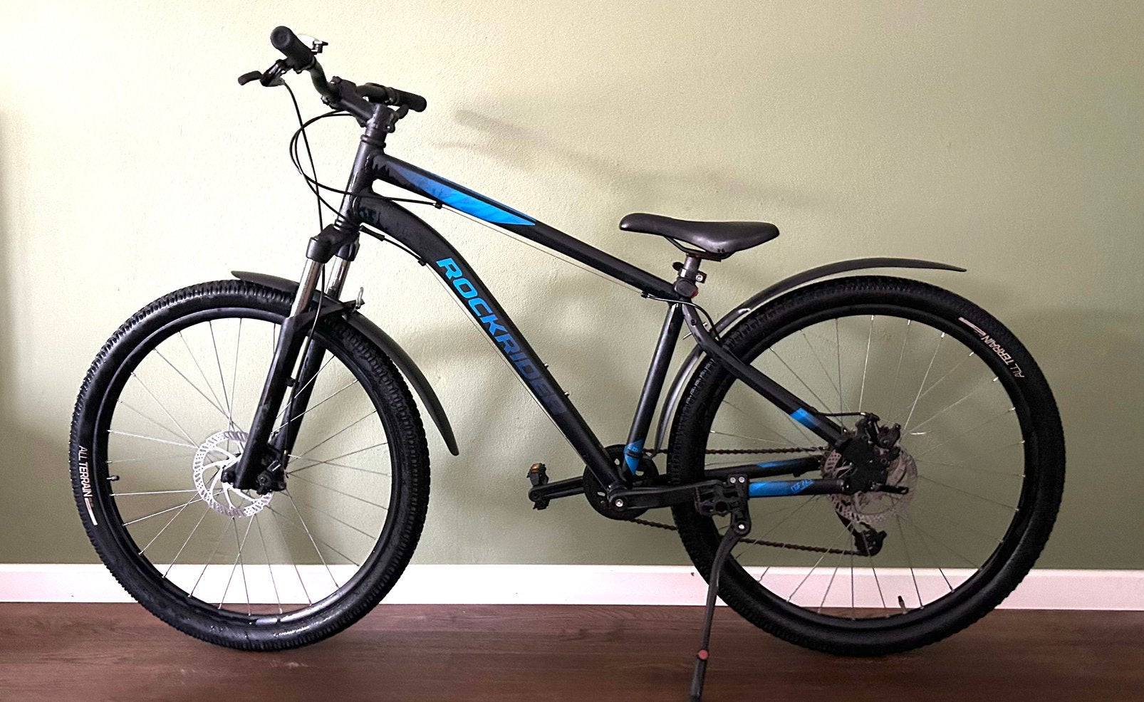 Mountainbike Rockrider ST120 met accessoires in nieuwstaat!, Ophalen, Zo goed als nieuw