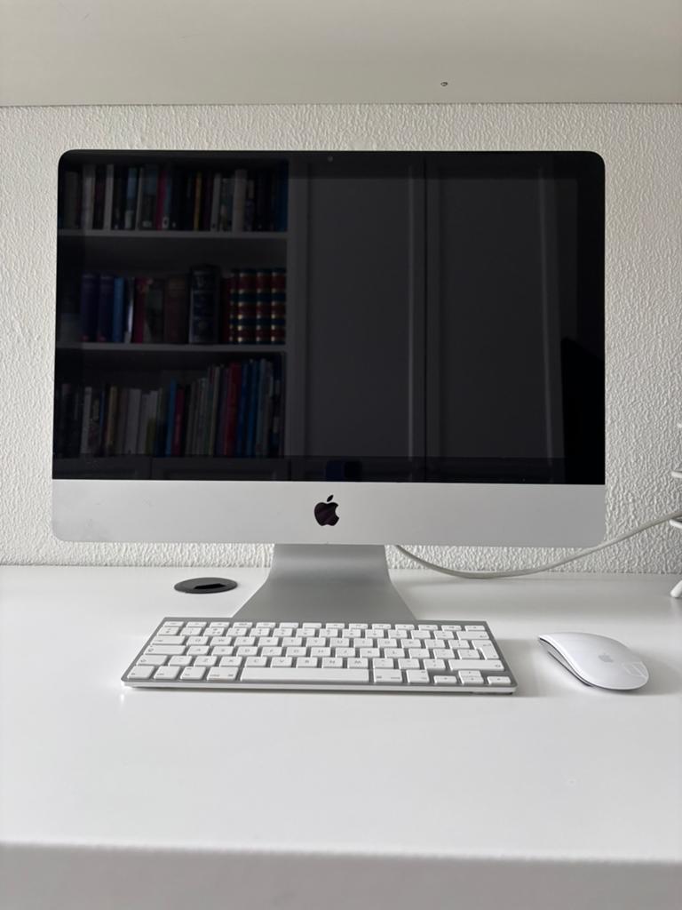 Apple iMac A1311 - 21,5 inch incl. toetsenbord en muis, Gebruikt, IMac, Ophalen of Verzenden, 21,5 inch