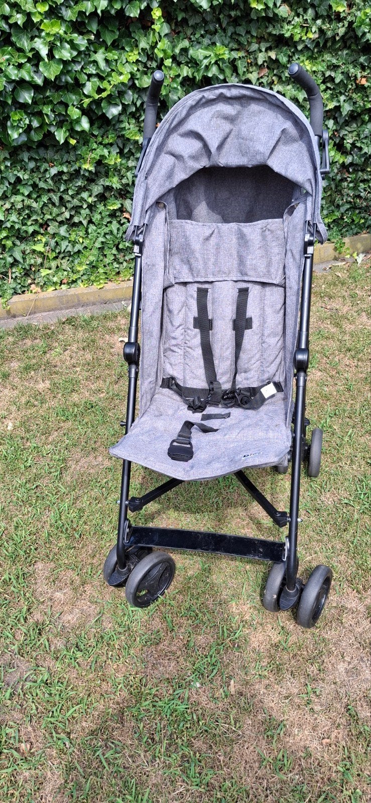 Mooie, weinig gebruikte buggy, Ophalen, Zo goed als nieuw