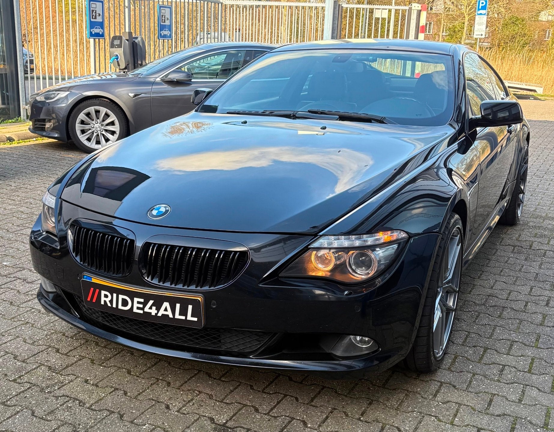BMW 6-serie 630i High Executive/NAVI/MEMORY/LEDER!, Auto's, BMW, Achterwielaandrijving, Gebruikt, Zwart, 4 stoelen