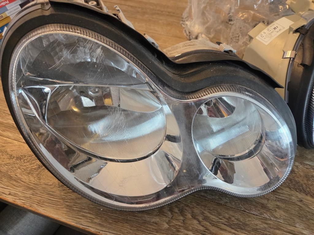 Koplampen Mercedes-Benz C-Klasse W203 (2000-2007), Auto-onderdelen, Ophalen of Verzenden, Gebruikt, Mercedes-Benz