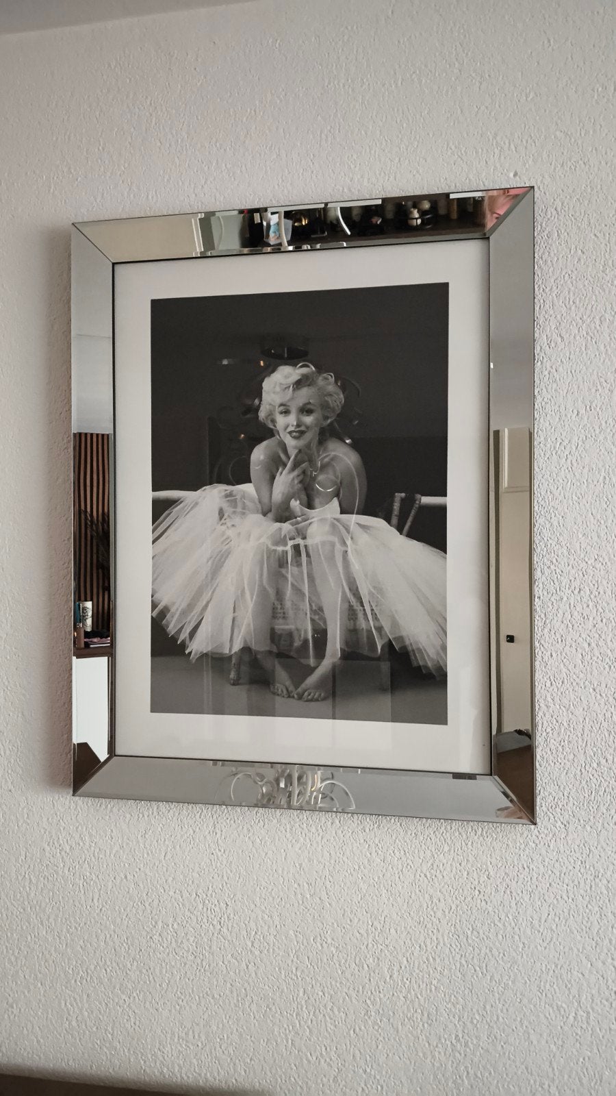 Marilyn Monroe foto in spiegel lijst (Erik Kuster stijl), Ophalen, Zo goed als nieuw, Foto of Poster, 75 – 100