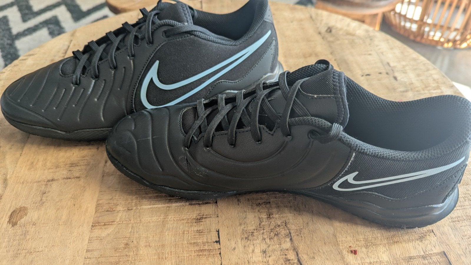 Nike Tiempo Legend 10 Club zaalvoetbalschoenen - Maat 45, Verzenden, Zo goed als nieuw, Schoenen