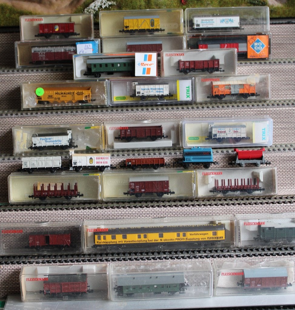 N spoor goederen wagens  ( 28 x ), Hobby en Vrije tijd, Modeltreinen | N-Spoor, Gelijkstroom, Fleischmann, Wagon, Ophalen of Verzenden