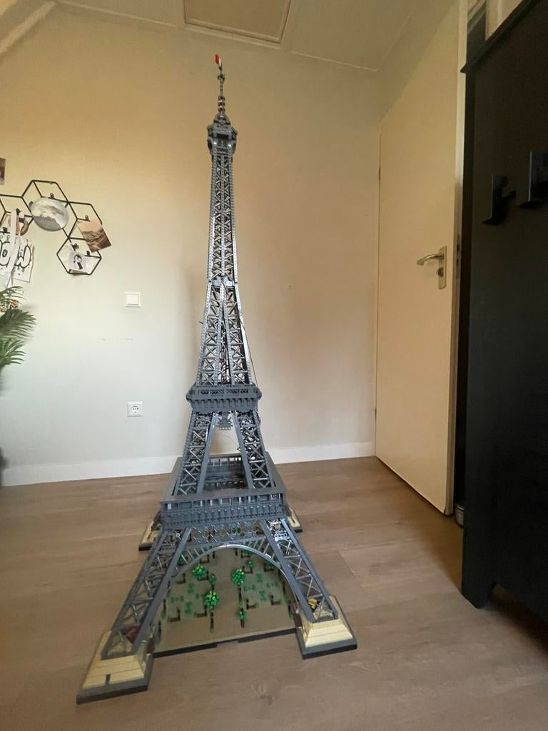 Lego eifeltoren met licht(set), Kinderen en Baby's, Speelgoed | Duplo en Lego, Zo goed als nieuw, Lego, Complete set, Inclusief accessoires
