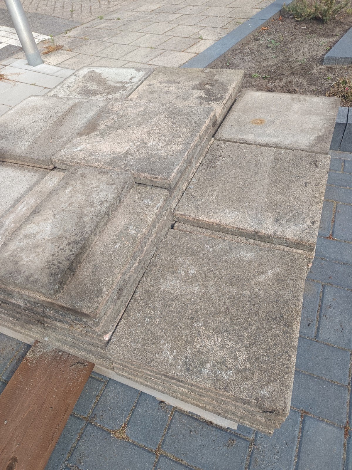 40x40 tegels +- 230 stuks, Tuin en Terras, Tegels en Klinkers, Ophalen, Gebruikt, Beton, Terrastegels