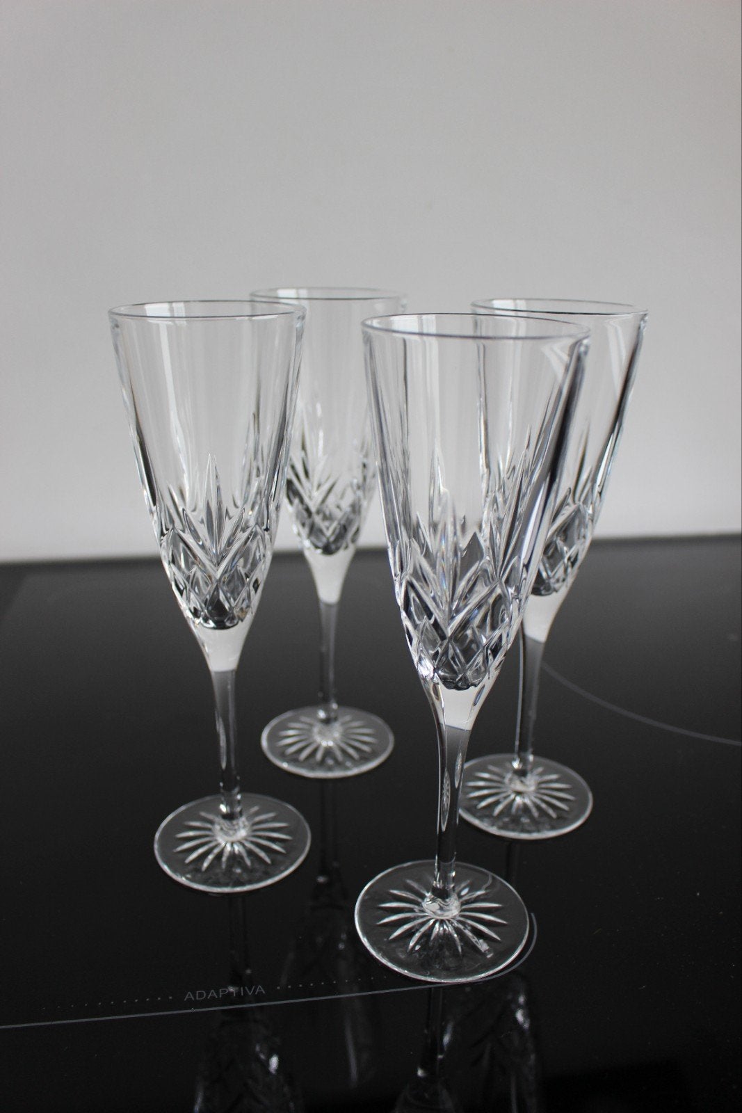 Set van 4 Thomas Webb champagne glazen flutes. Romeo cut, Ophalen, Zo goed als nieuw, Overige typen