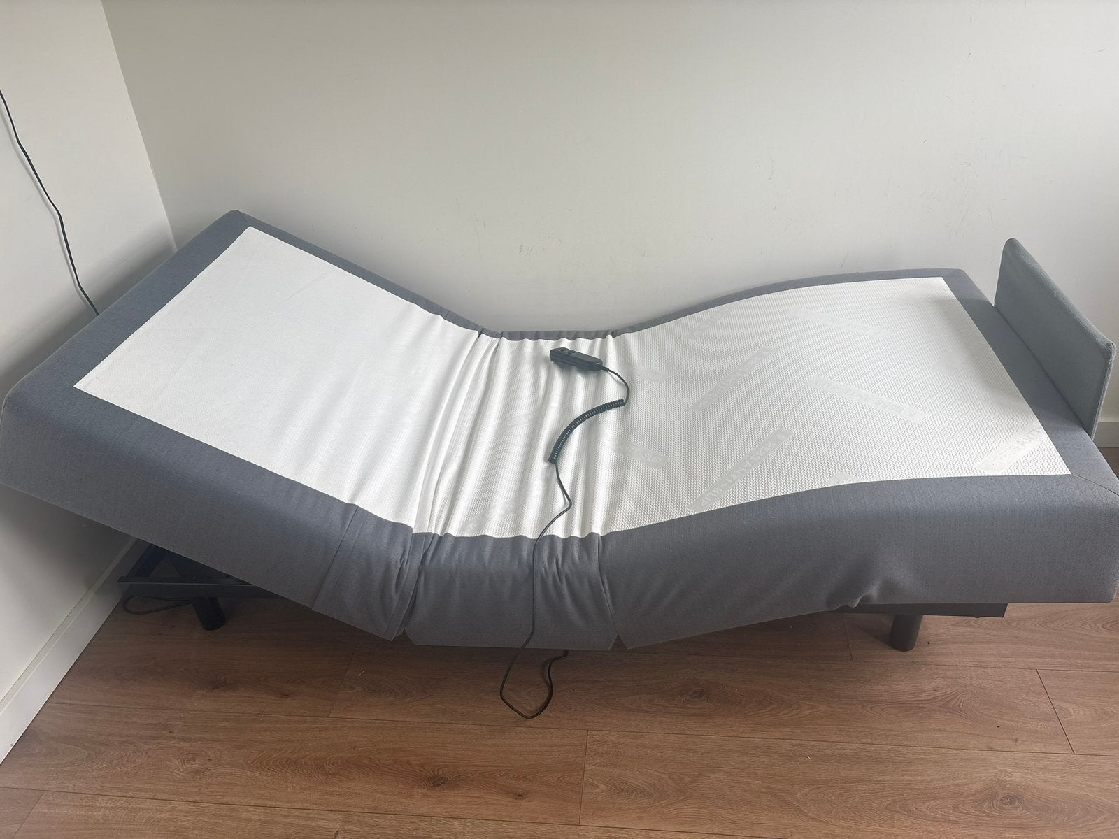 Boxspring Bed 90x200 cm, Huis en Inrichting, Slaapkamer | Matrassen en Bedbodems, Ophalen, 90 cm, Eenpersoons, Zo goed als nieuw