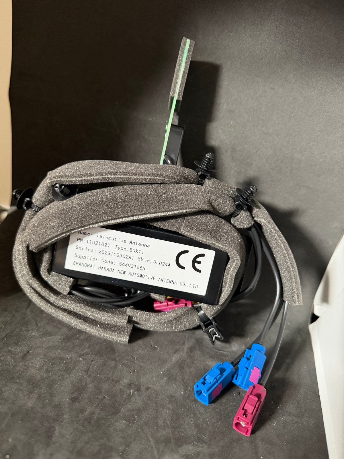 Nieuwe Telematica Antenne - Type 80X11, Auto-onderdelen, Z, Z, Nieuw, Z