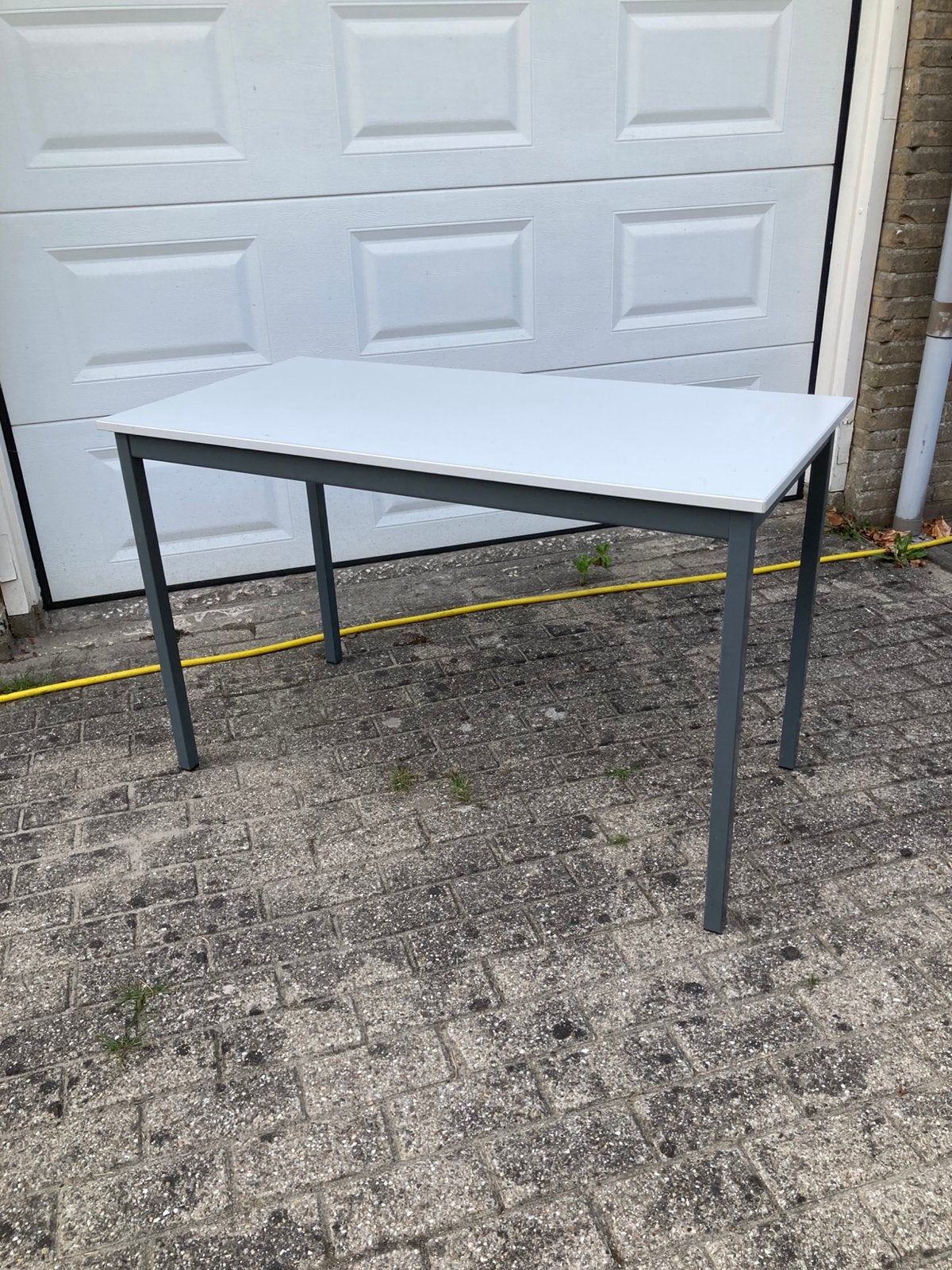Tafel, Ophalen, Gebruikt