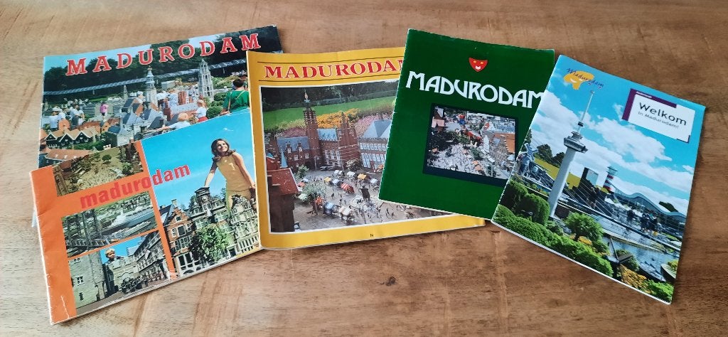 Madurodam, oude boekjes, Ophalen of Verzenden, Gebruikt