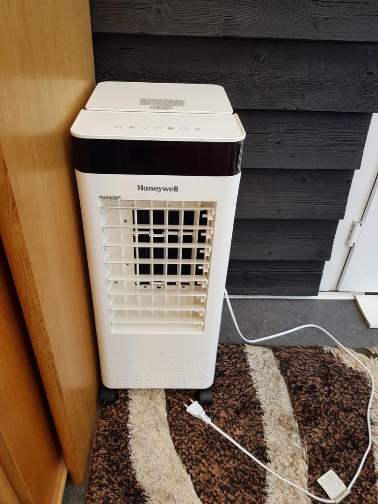 Honeywell luchtkoeler aircooler met koolelementen, Ophalen