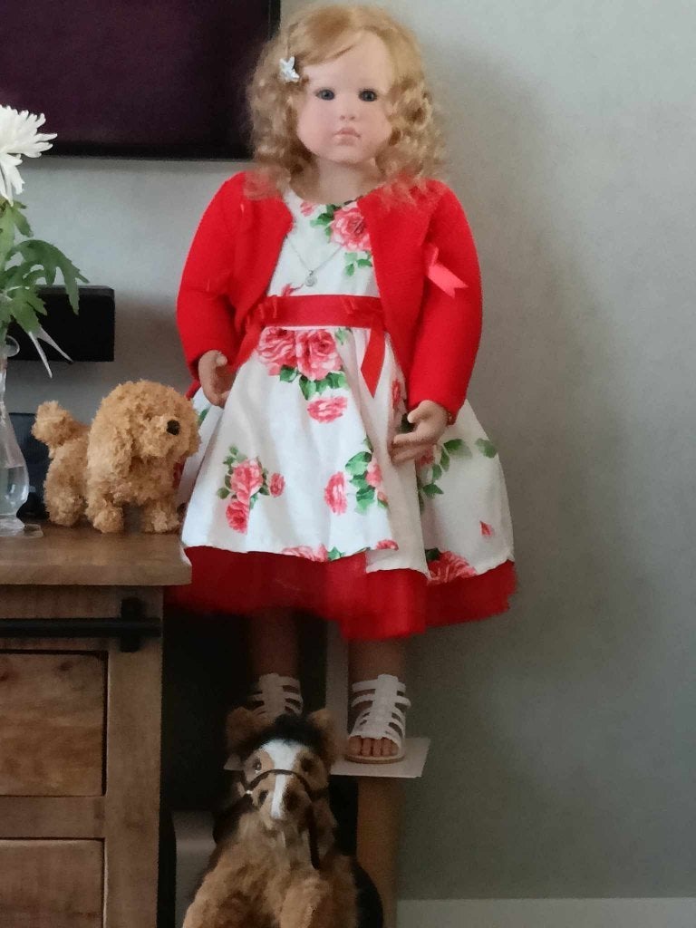 Mooi reborn peuter Louisa een meisje van 75 groot, Verzamelen, Poppen, Zo goed als nieuw, Pop, Levensecht of Reborn, Ophalen of Verzenden