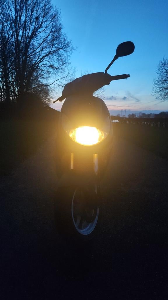 Peugeot Vivacity 50cc Scooter, Ophalen of Verzenden, Zo goed als nieuw, Carburateur, Peugeot
