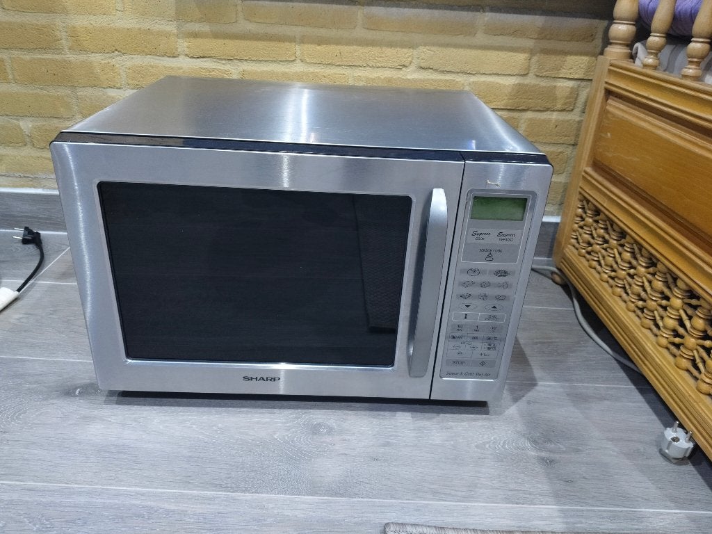 Sharp R96STAA Combi-magnetron – 40L – 900W – Gereinigd, Witgoed en Apparatuur, Ophalen, Combimagnetron, Refurbished, Draaiplateau