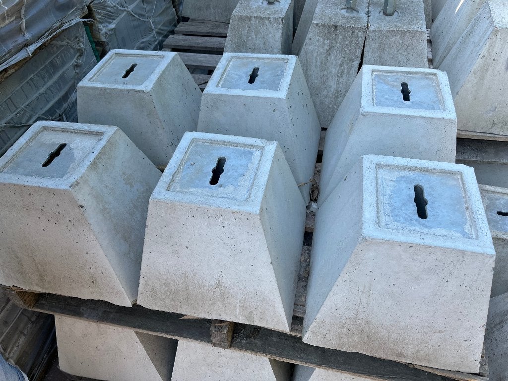 Poertjes grijs beton, Ophalen, Biels, Nieuw, Minder dan 100 cm