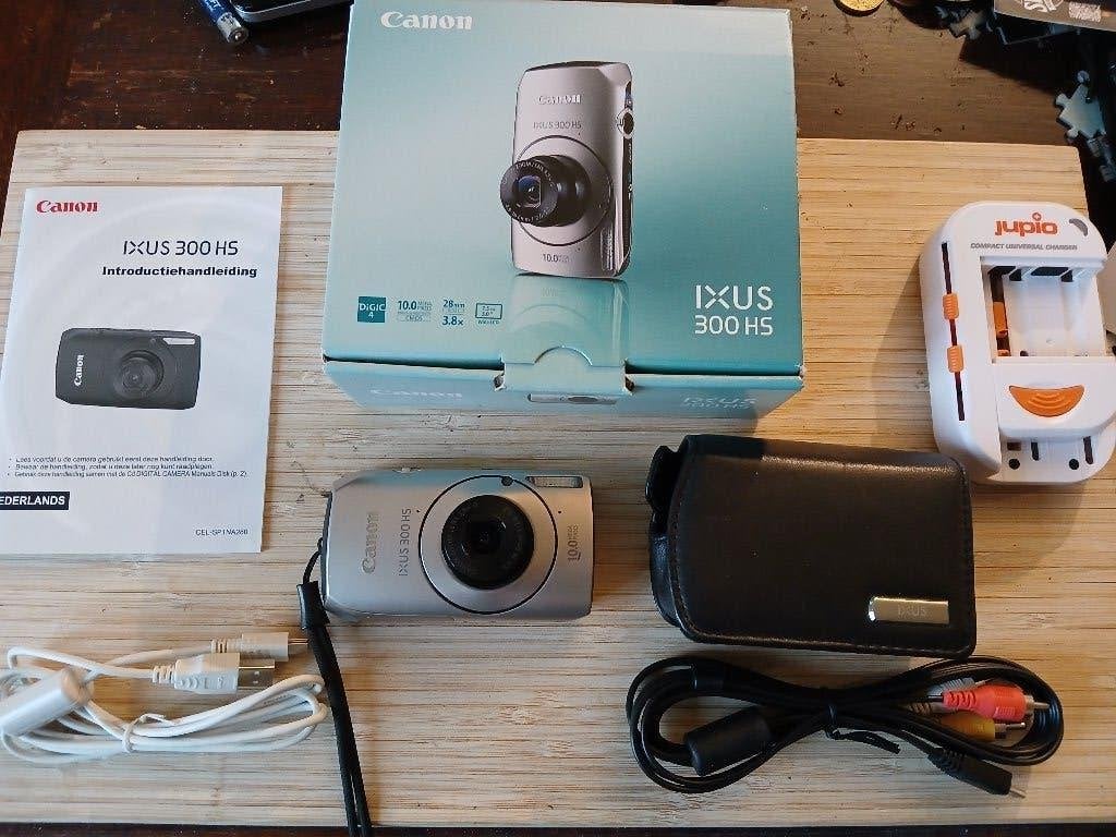 Canon Ixus 300 HS - zilver, Canon, 10 megapixels, Ophalen of Verzenden, Zo goed als nieuw