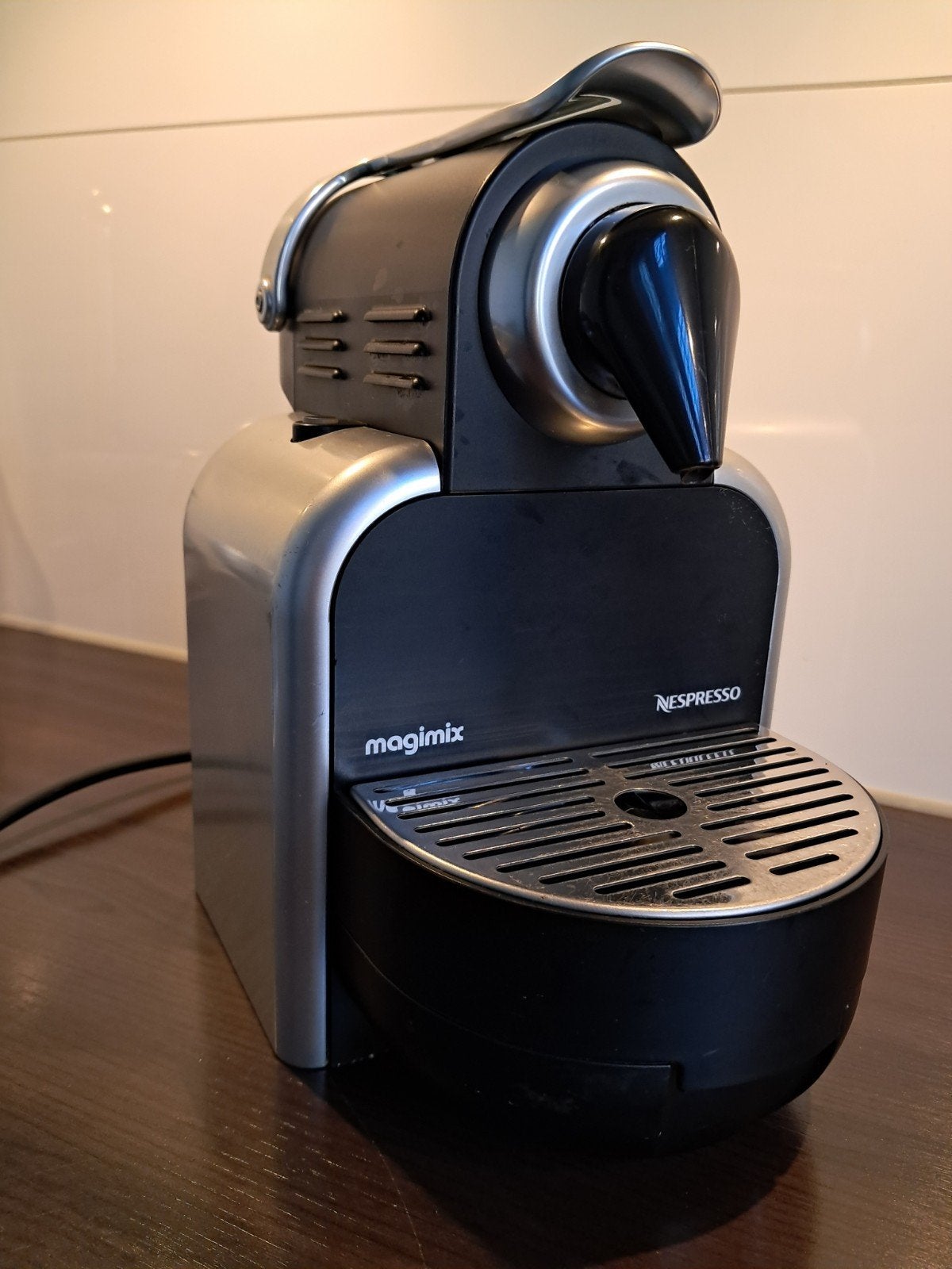 magimix nespresso espresso voor cups. klein gebrekje, Ophalen, Gebruikt, Espresso apparaat, 1 kopje