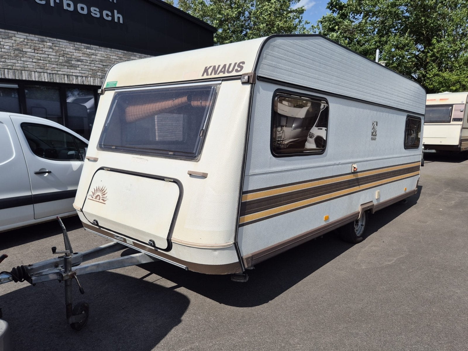 Knaus Azur 530 TU Caravan uit 1988 met voortent en airco, Rondzit, Particulier, 5 tot 6 meter, Knaus