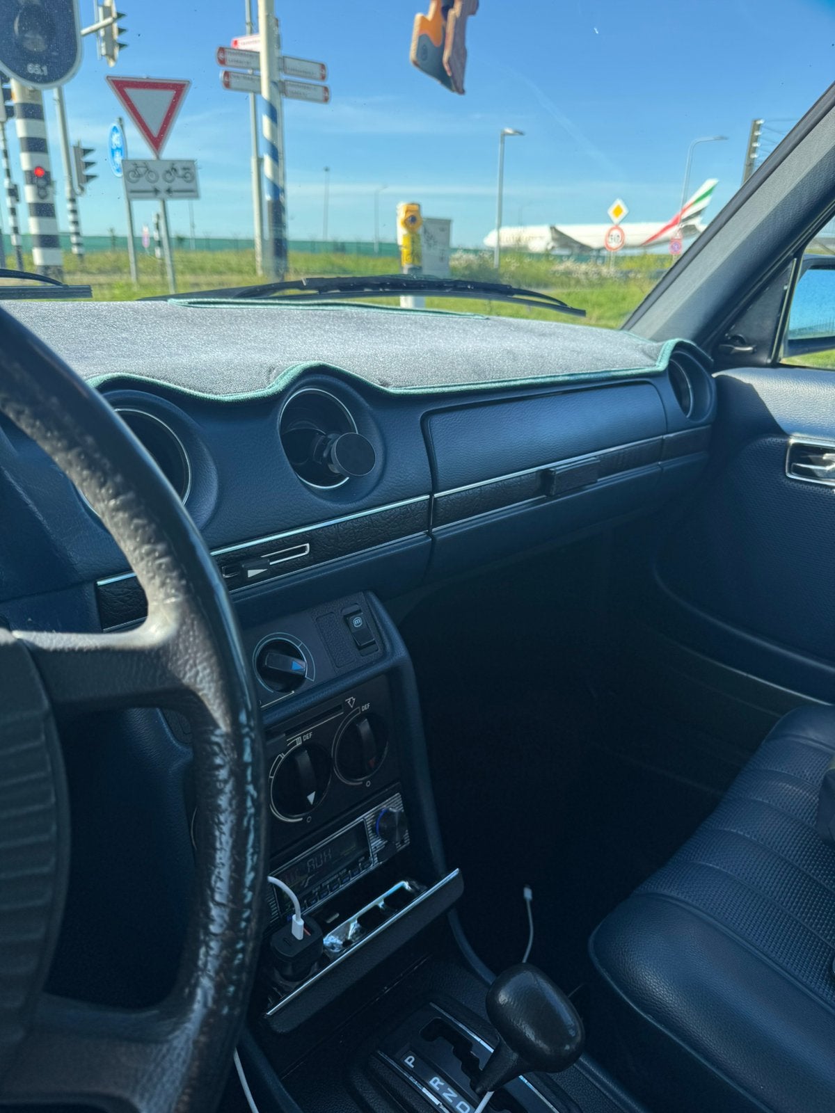 Mercedes 300d 1979 apk 30-09-2028, foto 5