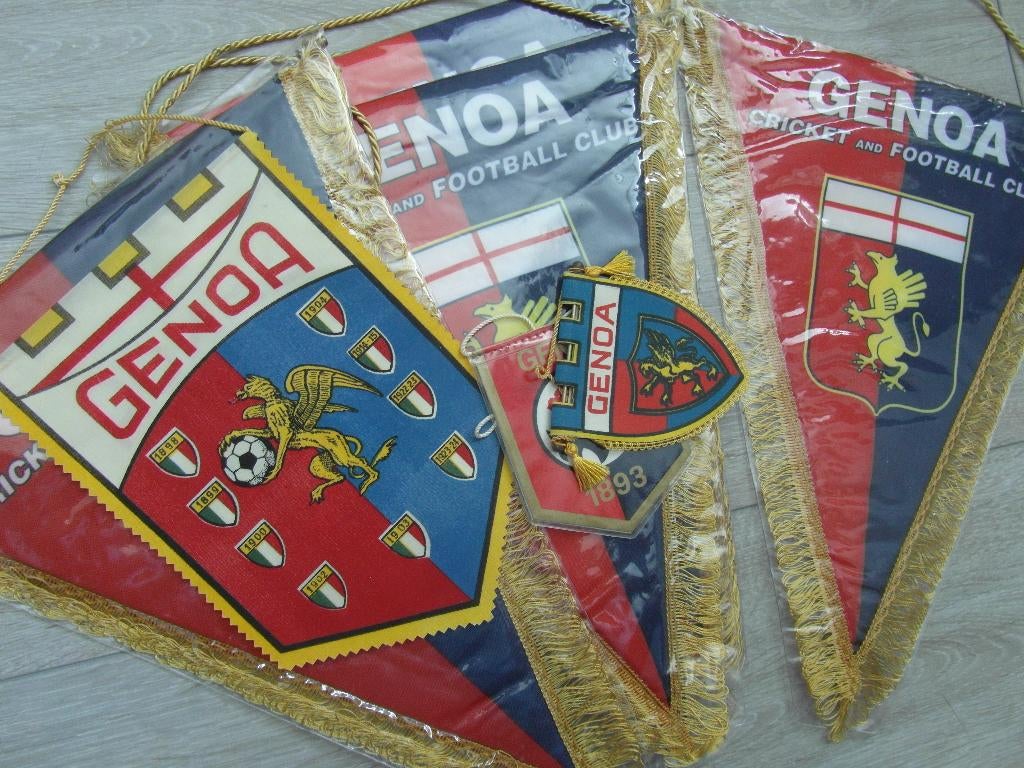 voetbal vanen 6 x genoa fc italie, Ophalen of Verzenden, Zo goed als nieuw, Buitenlandse clubs, Vaantje of Sjaal