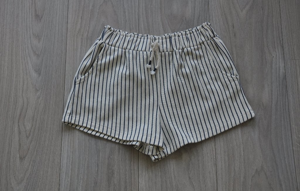 Zara short 164, korte broek 164, kinderkleding 164, Broek, Meisje, Ophalen of Verzenden, Zo goed als nieuw