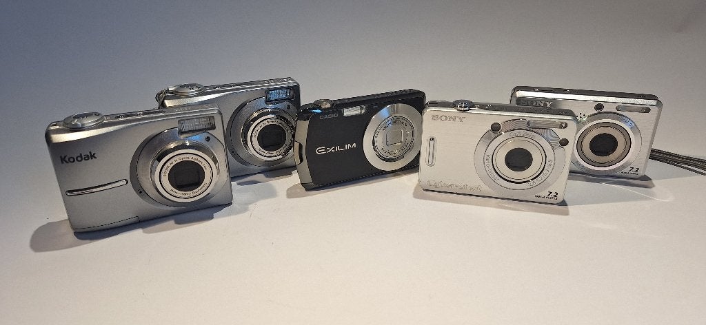 Vijf digitale fototoestellen uit de beginjaren, Gebruikt, Ophalen of Verzenden, Compactcamera, 4 t/m 7 keer