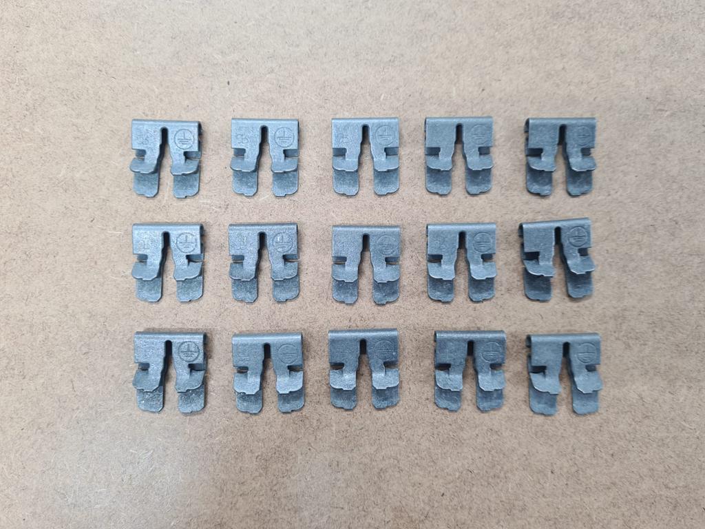 Esdec FlatFix Fusion Aardingsklem Clip 6mm2 ( 15 stuks ), Ophalen of Verzenden, Nieuw