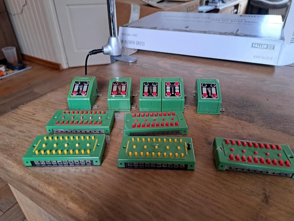 Fleischmann wisselschakelaar/ verdeelplaten, Gebruikt, Gelijkstroom, Fleischmann, Rails