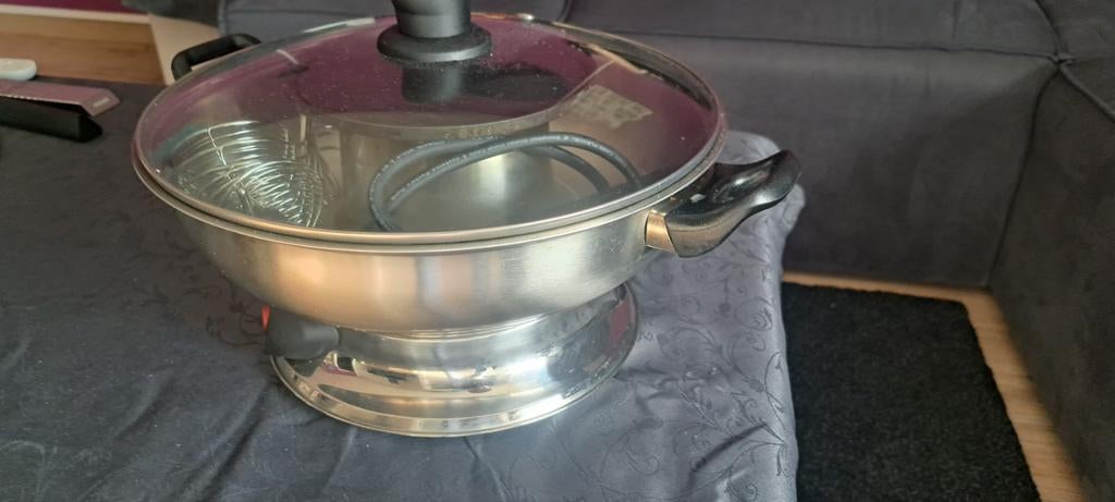 Japanse Hot Pot Pan - Ideaal voor Gezellige Avonden!, Huis en Inrichting, Keuken | Potten en Pannen, Gebruikt, Wok, Aluminium