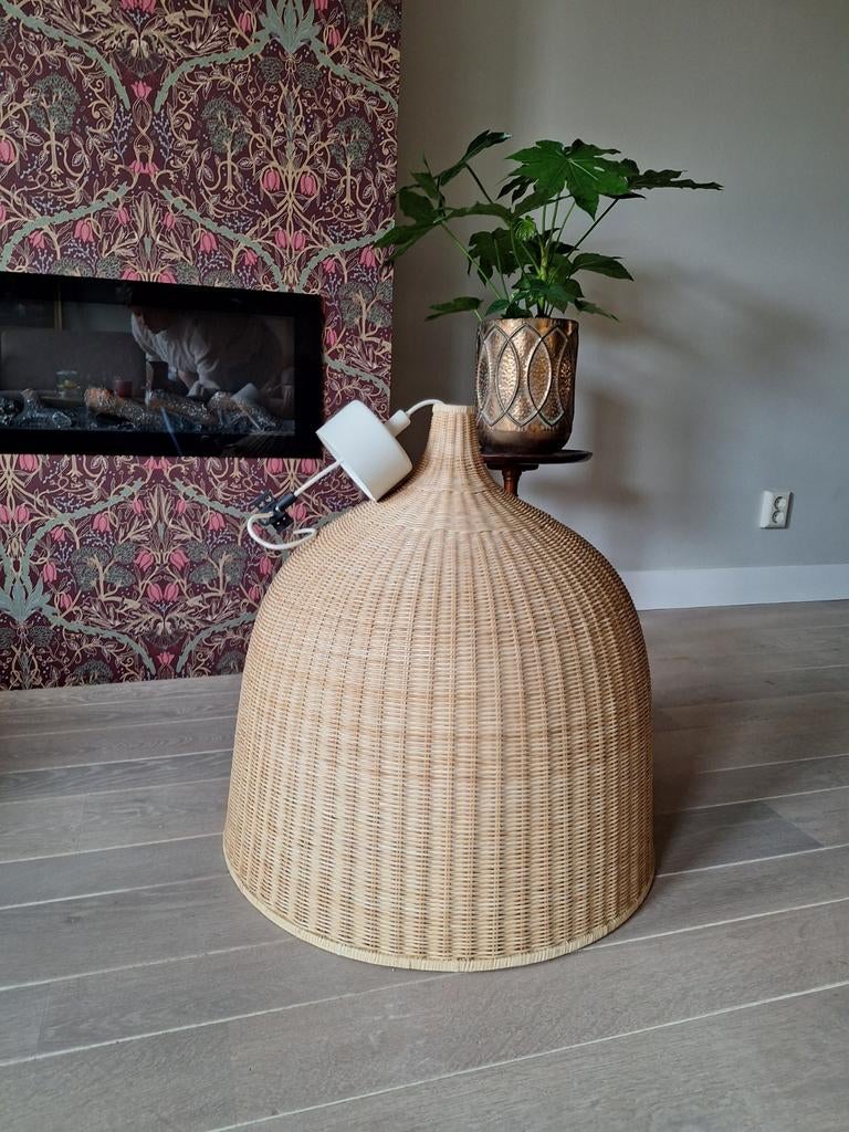 Hanglamp, riet, Ophalen, Zo goed als nieuw, Rond, 50 cm of meer