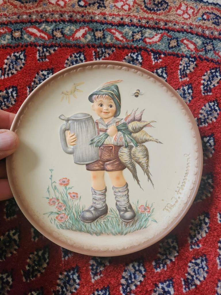 Hummel friends forever, Ophalen of Verzenden, Zo goed als nieuw, Porselein, Kop en/of schotel