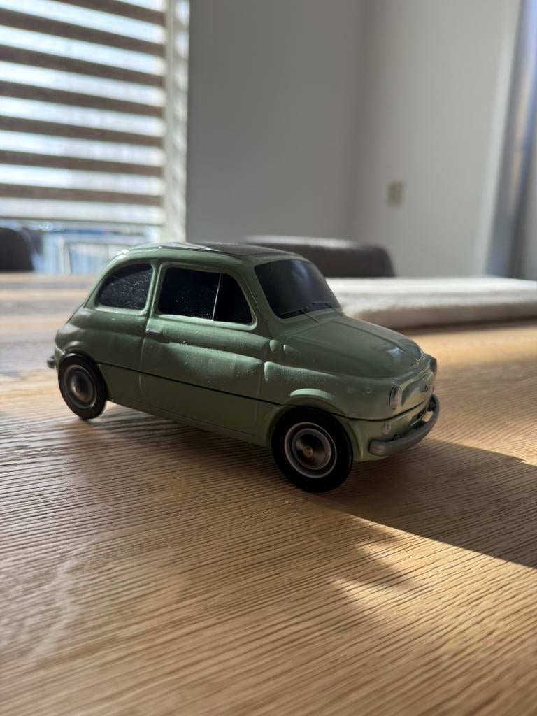 Fiat 500 koekblik, Hobby en Vrije tijd, Modelauto's | 1:24, Ophalen of Verzenden, Zo goed als nieuw, Auto, Overige merken
