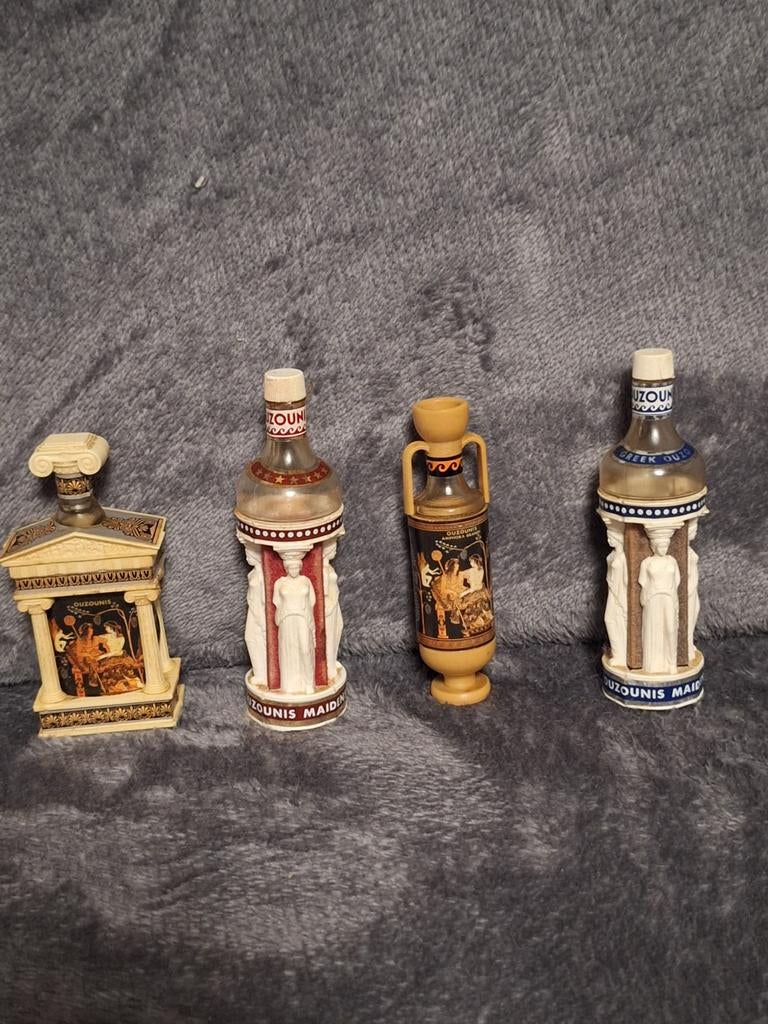 Vintage Griekse Ouzo Miniatuur Flessen, Antiek en Kunst, Ophalen of Verzenden