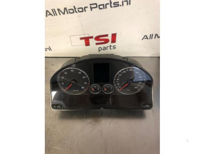 Instrumentenpaneel van een Volkswagen Golf, Gebruikt, -, Volkswagen, -