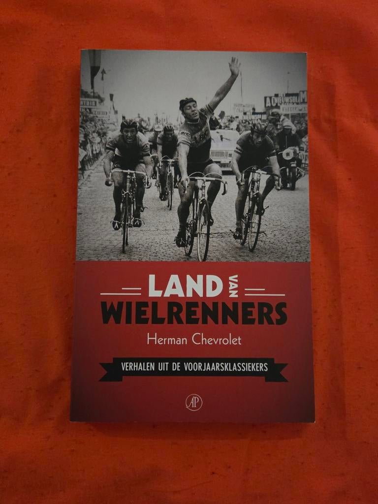 Herman Chevrolet - Land van wielrenners, gelezen, Gelezen, Lopen en Fietsen, Ophalen of Verzenden, Herman Chevrolet