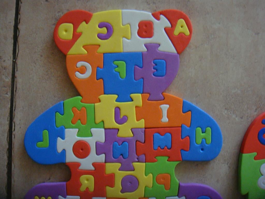 Leuke foam puzzel alfabet, Ophalen of Verzenden, 10 tot 50 stukjes, Gebruikt