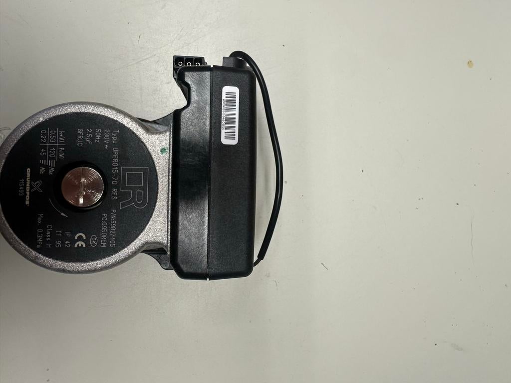 Grundfos Pomp UPER15-70 RES, Ophalen of Verzenden, Zo goed als nieuw, Elektromotor, 1400 tot 1800 rpm