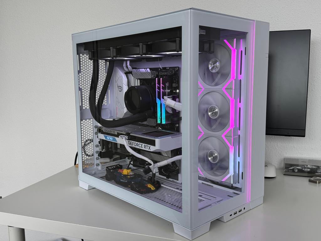 Lian Li O11 Dynamic EVO met verticale GPU-kit, Computers en Software, Computerbehuizingen, Ophalen, Nieuw