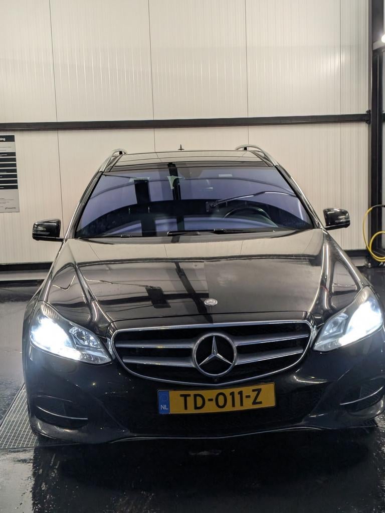 Mercedes-Benz E-Klasse E200 CDI 136pk 7G-Tronic 2014 Zwart, Auto's, Mercedes-Benz, Automaat, Zwart, Zwart, Leder