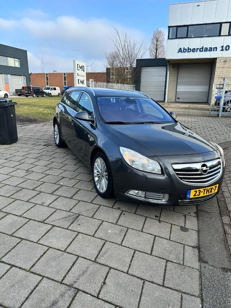 Opel Insignia 1.4 Turbo 103KW Sports Tourer 2012 Grijs, Auto's, 4 cilinders, Origineel Nederlands, Handgeschakeld, 1364 cc